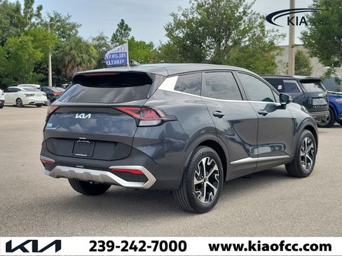 Certified 2023 Kia Sportage EX FWD image 6