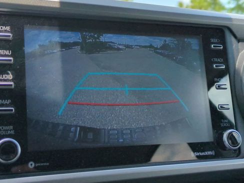 Used 2022 Toyota Tacoma SR5 RWD image 19