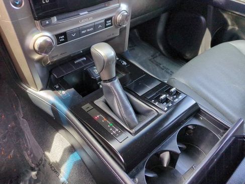 Used 2021 Lexus GX 460 Premium w/ Premium Package AWD/4WD image 23