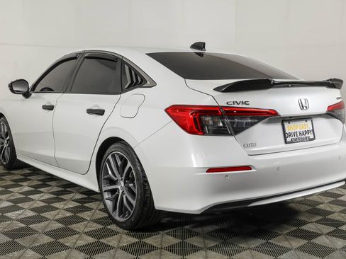 Used 2024 Honda Civic Touring image 20