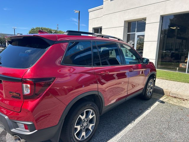 Used 2023 Honda Passport TrailSport image 4