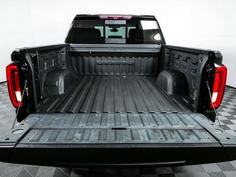 Used 2021 GMC Sierra 1500 Denali w/ Technology Package AWD/4WD image 30