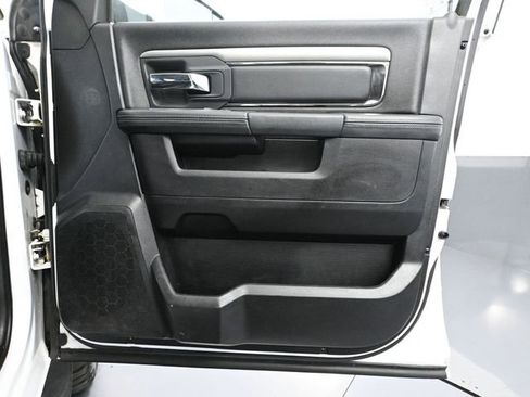 Used 2014 RAM 1500 Sport w/ Sport Premium Group image 39