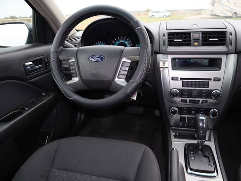 Used 2010 Ford Fusion SE image 27