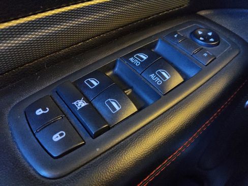 Used 2018 Dodge Durango GT w/ Premium Group image 27