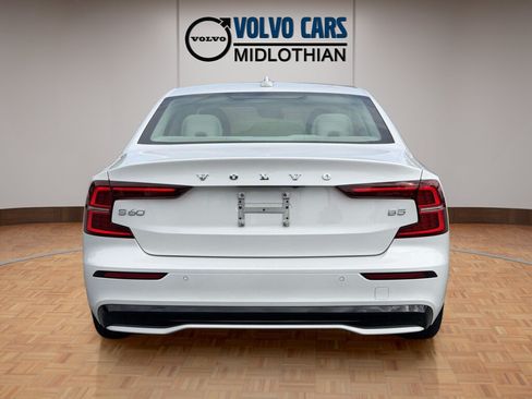Used 2024 Volvo S60 B5 Core FWD image 20