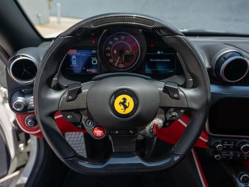 Used 2023 Ferrari Portofino M RWD image 33