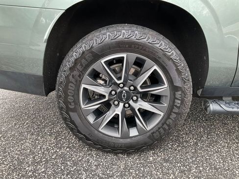 Certified 2024 Chevrolet Suburban Z71 w/ Luxury Package image 27