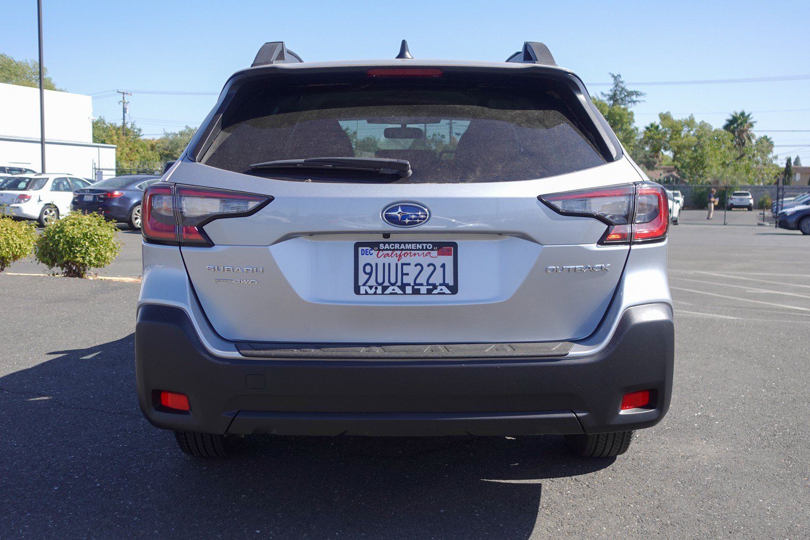 Certified 2025 Subaru Outback Premium AWD/4WD image 6