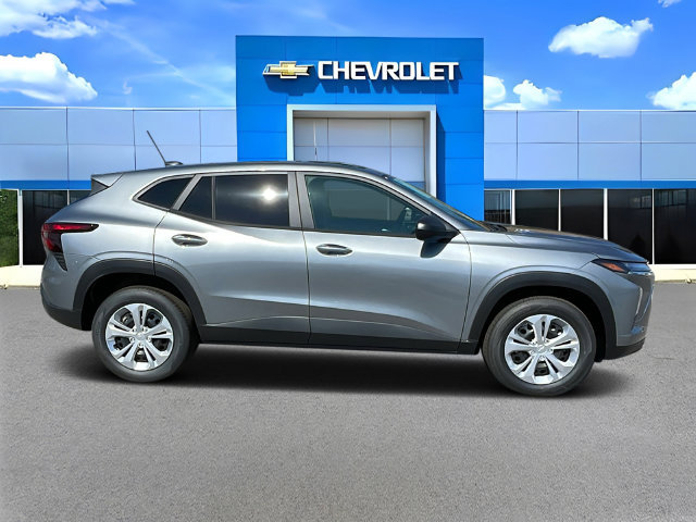 New 2026 Chevrolet Trax LS w/ Driver Confidence Package FWD image 3