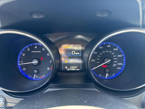 Used 2015 Subaru Outback 2.5i Limited AWD/4WD image 18