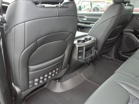 New 2026 RAM 1500 Big Horn AWD/4WD image 15