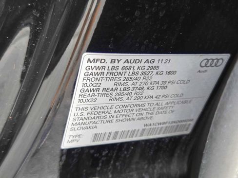 Used 2022 Audi SQ8 Prestige AWD/4WD image 21