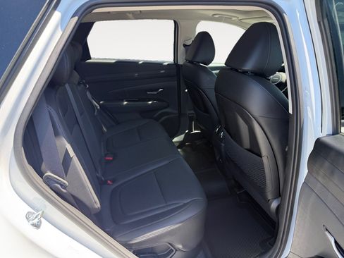 Used 2026 Hyundai Tucson Limited AWD/4WD image 18