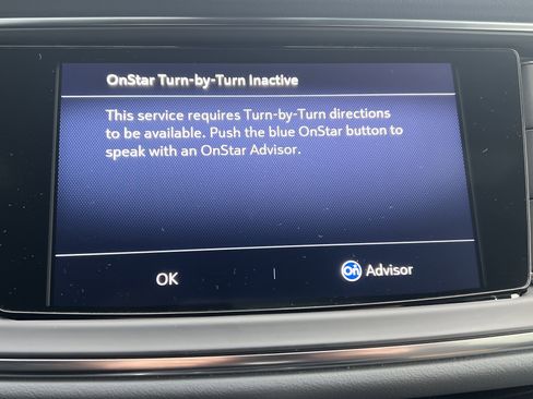 Used 2024 Buick Enclave Essence w/ Technology Package image 24