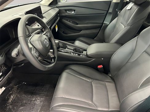 New 2025 Honda Accord EX-L image 9