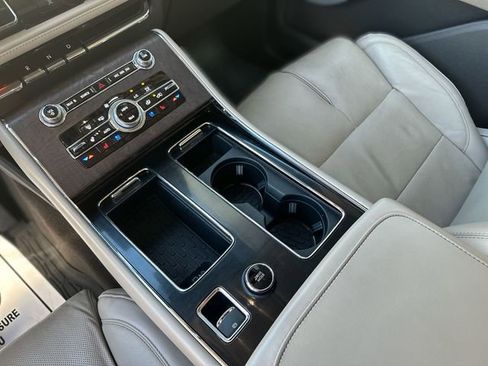 Used 2023 Lincoln Aviator Reserve w/ Equipment Group 201A AWD/4WD image 22