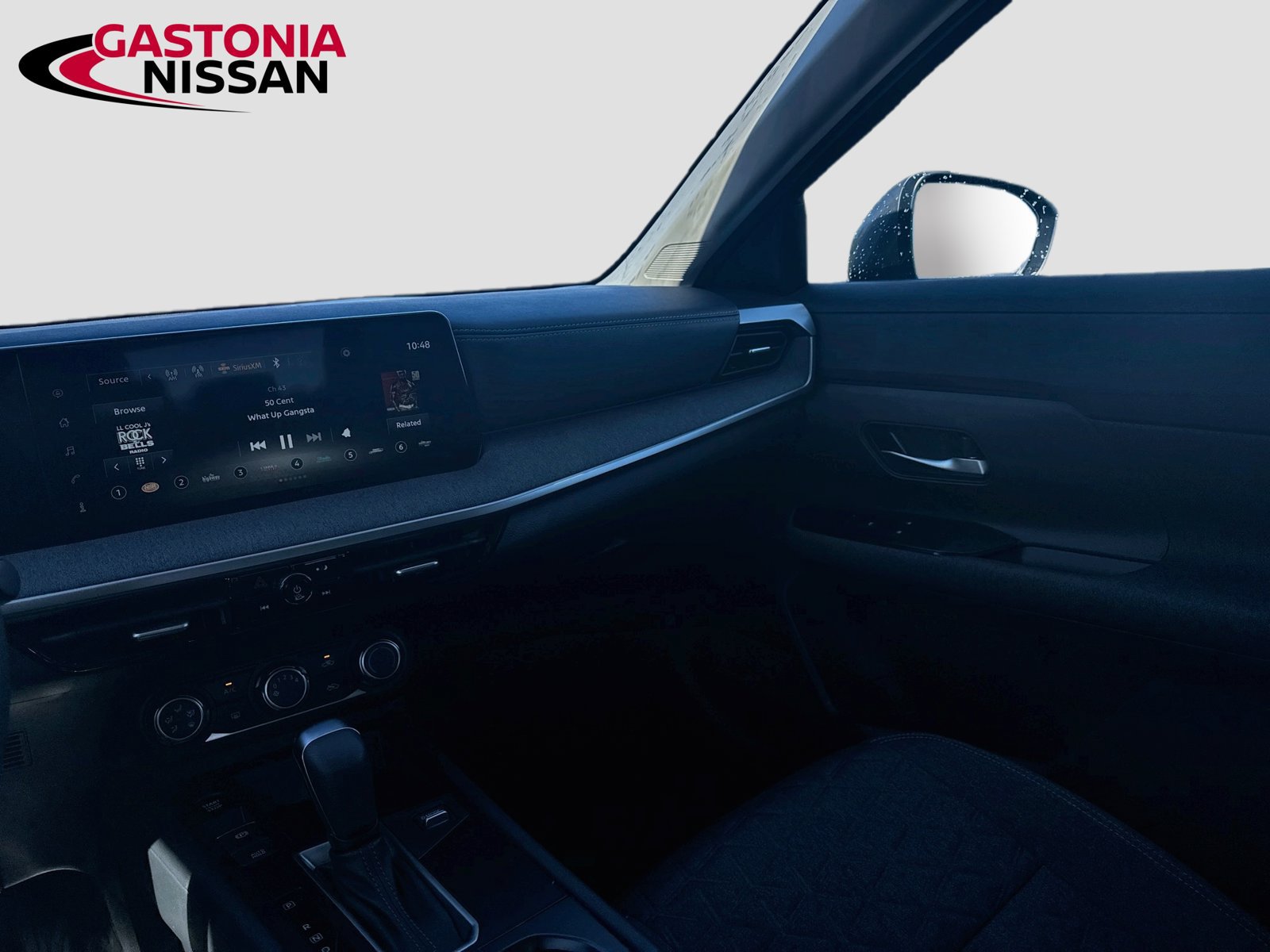 Used 2025 Nissan Kicks SV FWD image 30