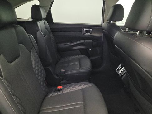 Used 2021 Kia Sorento SX Prestige AWD/4WD image 19