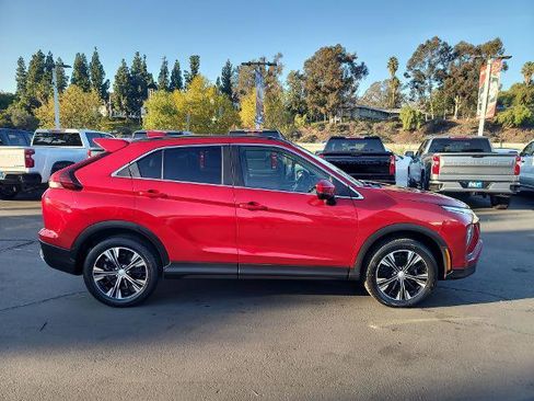 Used 2022 Mitsubishi Eclipse Cross SE image 9