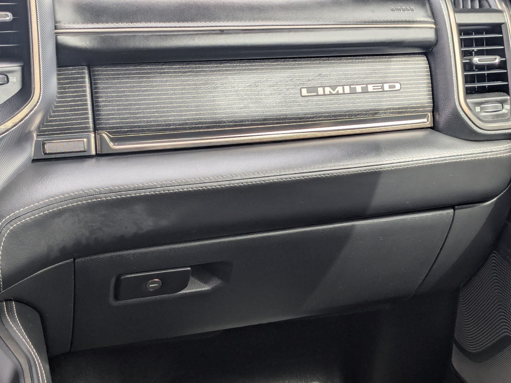 Used 2021 RAM 1500 Limited AWD/4WD image 31