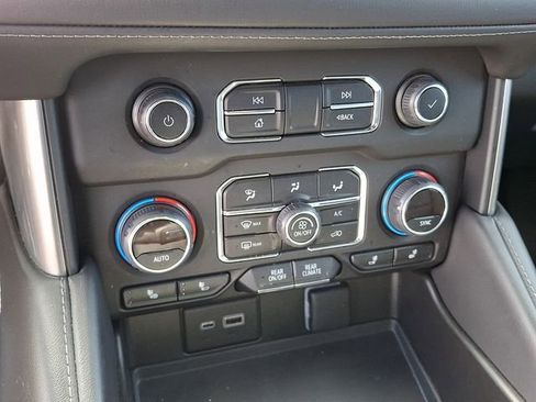 Used 2023 Chevrolet Tahoe LT image 13