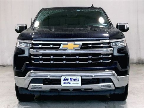Used 2022 Chevrolet Silverado 1500 LTZ w/ LTZ Premium Texas Edition AWD/4WD image 3