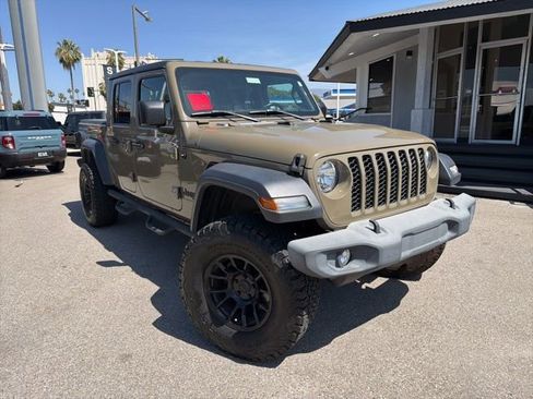 Used 2020 Jeep Gladiator Sport w/ Quick Order Package 24S image 1