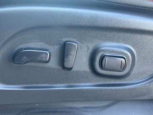 Used 2024 Nissan Titan PRO-4X w/ Pro-4x Utility Package image 18