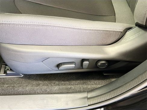 New 2026 Subaru Crosstrek 2.0i Premium image 19