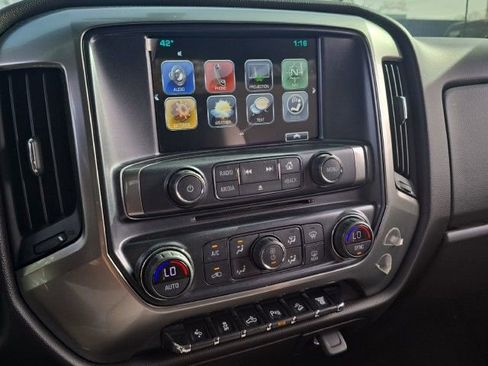 Used 2017 Chevrolet Silverado 2500 LT w/ Midnight Edition image 4