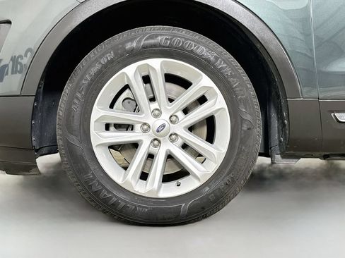 Used 2016 Ford Explorer XLT FWD image 37