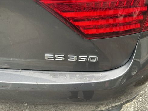 Used 2013 Lexus ES 350 w/ Luxury Pkg FWD image 9