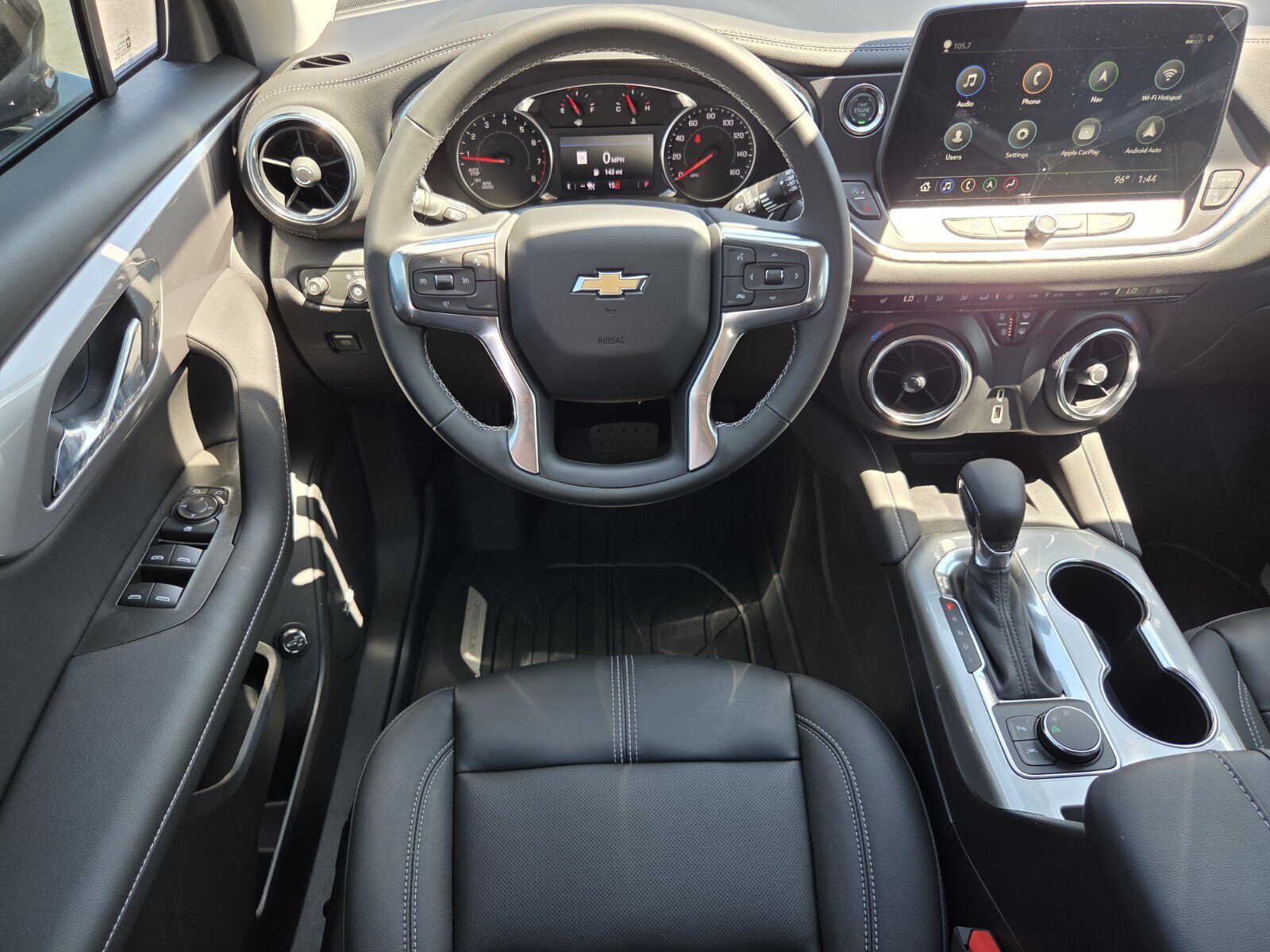New 2026 Chevrolet Blazer LT w/ Sound & Technology Package FWD image 9