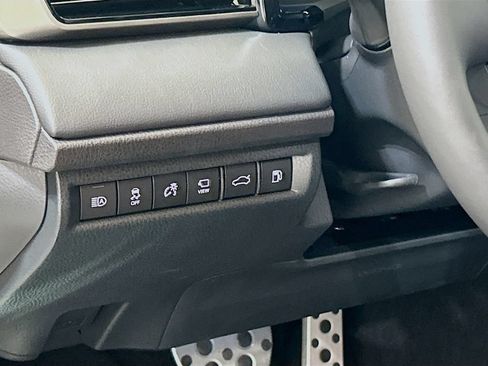 New 2026 Toyota Camry XSE FWD image 11