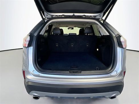 Used 2024 Ford Edge Titanium image 24