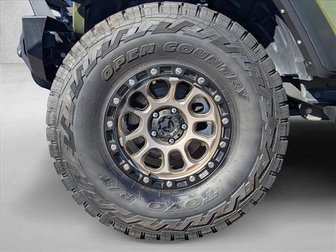 Used 2022 Jeep Gladiator Rubicon w/ LED Lighting Group image 23