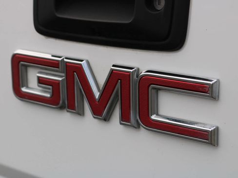 Used 2015 GMC Sierra 3500 Denali AWD/4WD image 9