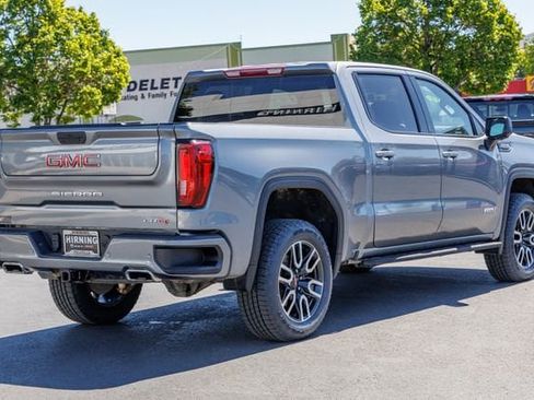 Used 2021 GMC Sierra 1500 AT4 w/ Driver Alert Package I AWD/4WD image 31