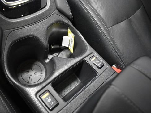 Used 2020 Nissan Rogue SL w/ Premium Package image 19