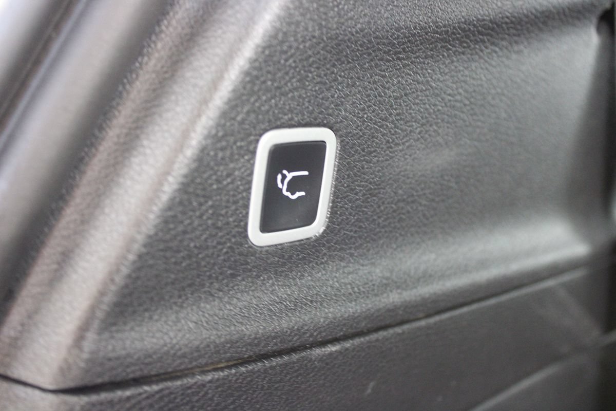 Used 2025 Chrysler Pacifica Select FWD image 29