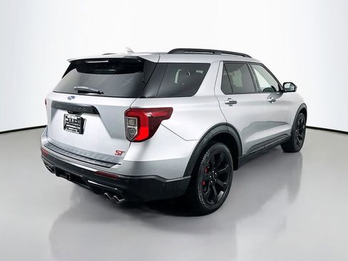 Used 2020 Ford Explorer ST w/ ST Street Pack image 7