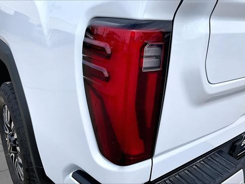 Used 2026 GMC Sierra 2500 Denali Ultimate AWD/4WD image 29