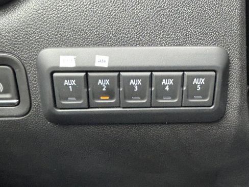Used 2024 Chevrolet Silverado 2500 W/T w/ WT Convenience Package RWD image 13