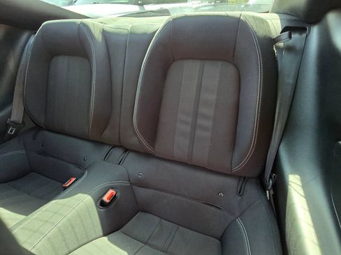 Used 2019 Ford Mustang GT RWD image 15