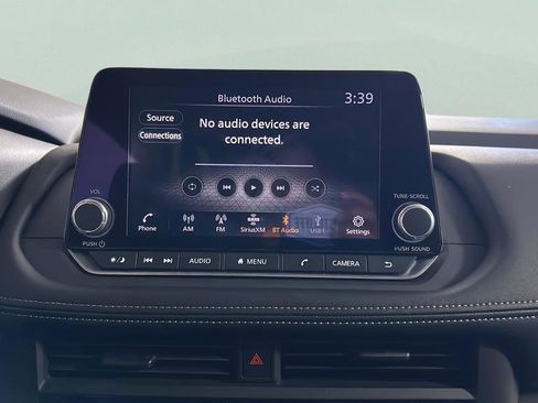 Certified 2025 Nissan Rogue S FWD image 17
