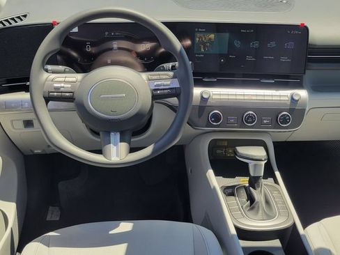 New 2027 Hyundai Kona SE FWD image 6