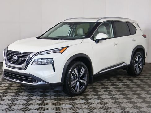 Used 2023 Nissan Rogue SL AWD/4WD image 8