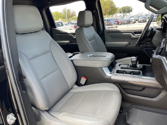 Used 2022 Chevrolet Silverado 1500 LTZ AWD/4WD image 28