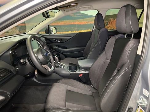 Used 2025 Subaru Outback Premium w/ Popular Package #1A image 23